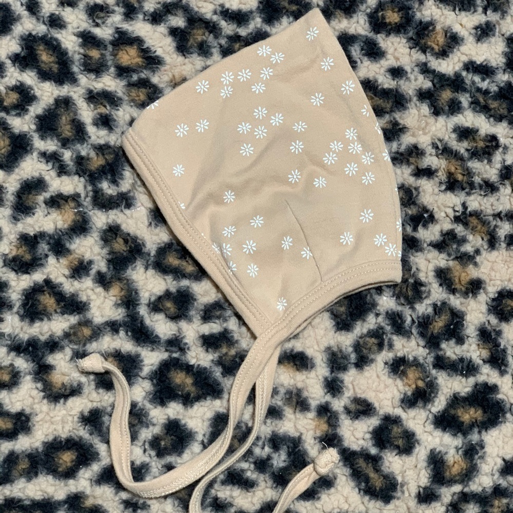 Quincy Mae pixie bonnet